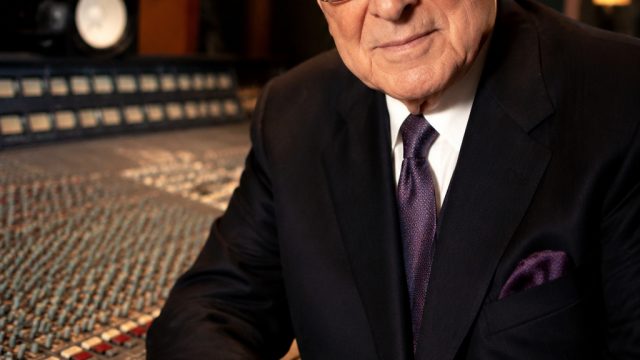 Music Industry Mourns Loss of Clive Davis, a Pioneer at 94 | link jasahoki88, ibc9 login indonesia, 