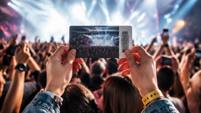 Understanding Concert Ticket Pricing: The Hidden Factors in Tour Costs | tutorial turban pashmina, s
