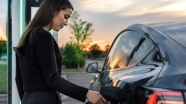 Elmoraq: Your Trusted Supplier for EV Charging Solutions Globally | cara download game slot gates of
